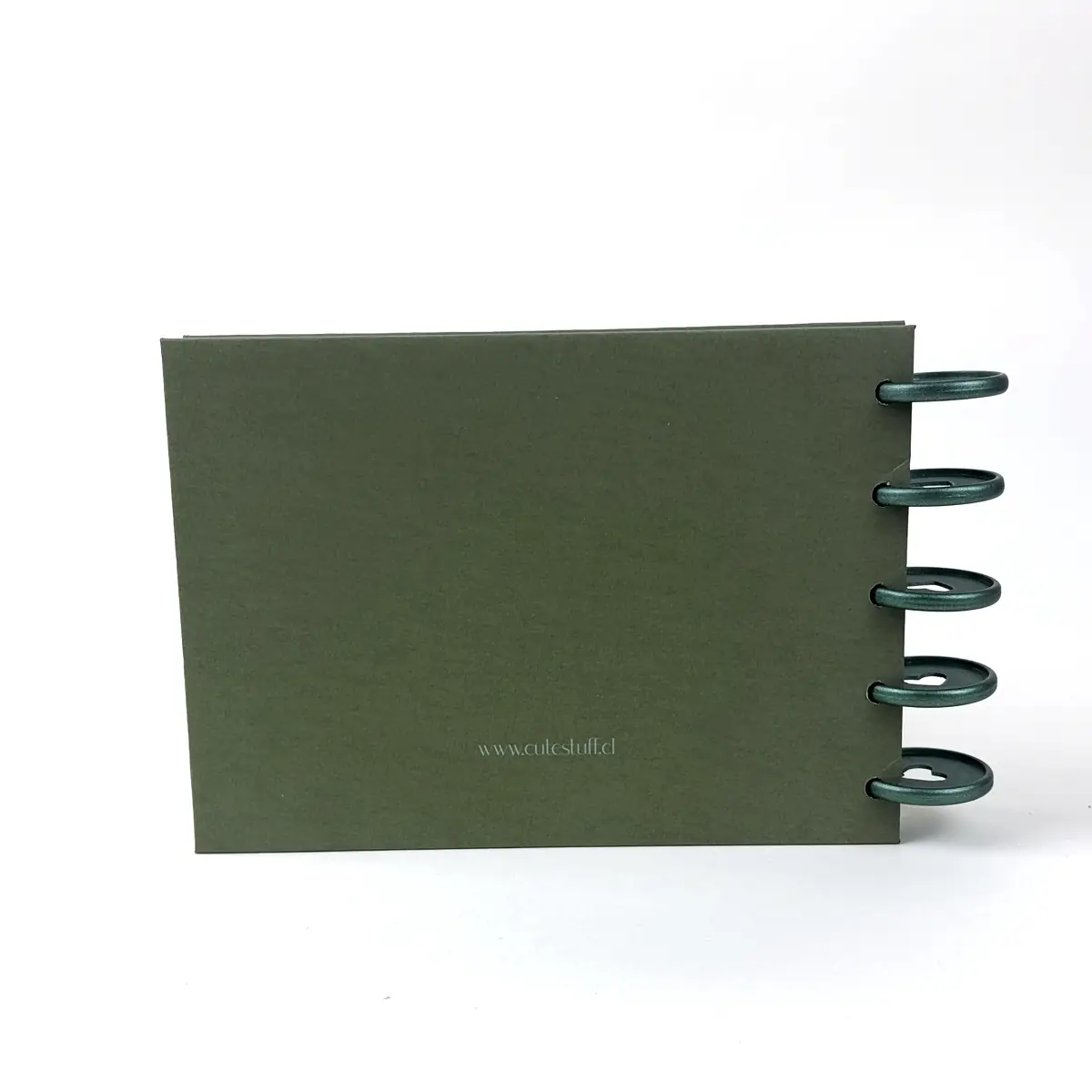 Contraportada verde horizontal de Libreta B6 Llaima Horizon con discos laterales